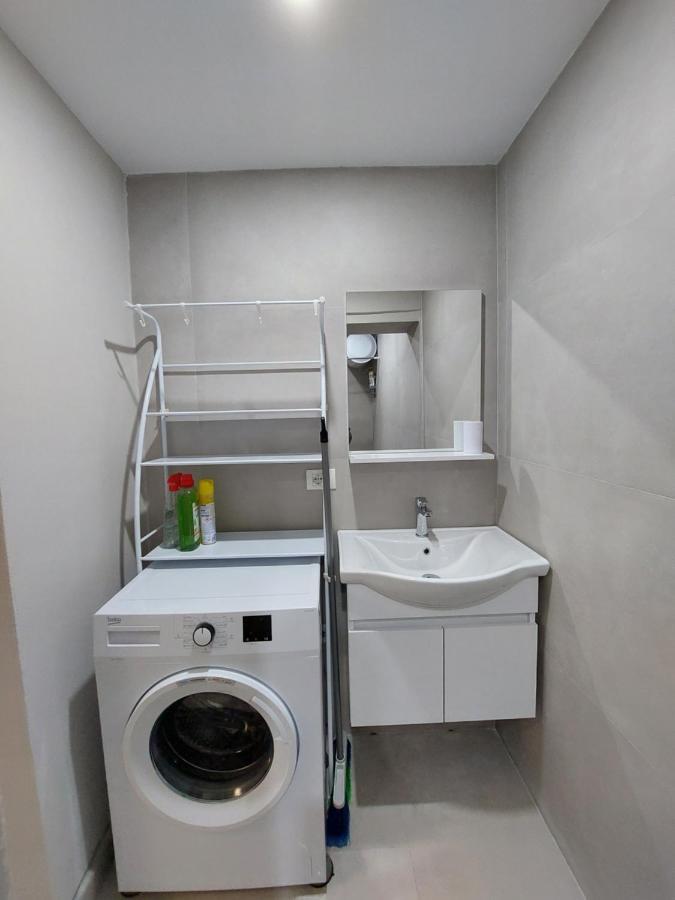 Tirana City Center Apartment Kültér fotó